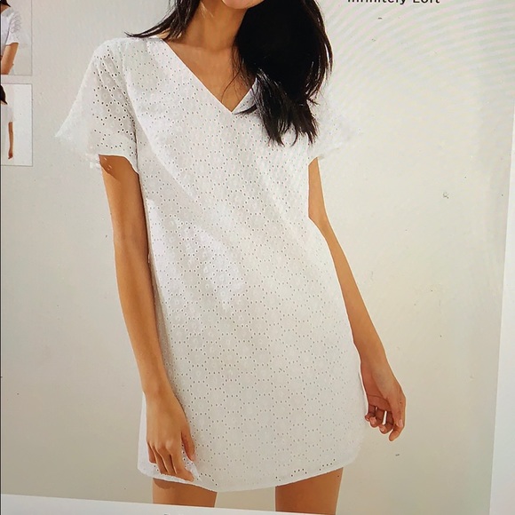 LOFT Dresses & Skirts - LOFT Eyelet Flutter Cuff Shift Dress